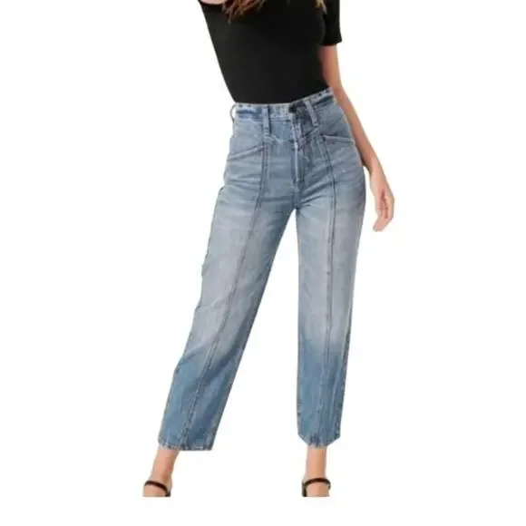 Abercrombie jeans Ultra High Rise Relaxed Mom Jeans Straight Seam - Picture 2 of 6